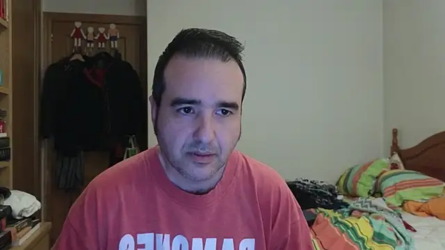 Snapshot of curiosillo83 chatting on 2, 5, 2026 curiosillo83 online show from 2, 5, 2026