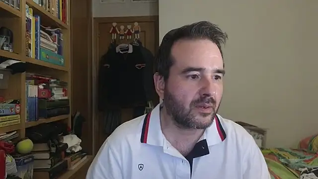 Snapshot of curiosillo83 chatting on 30, 5, 2026 curiosillo83 online show from 30, 5, 2026