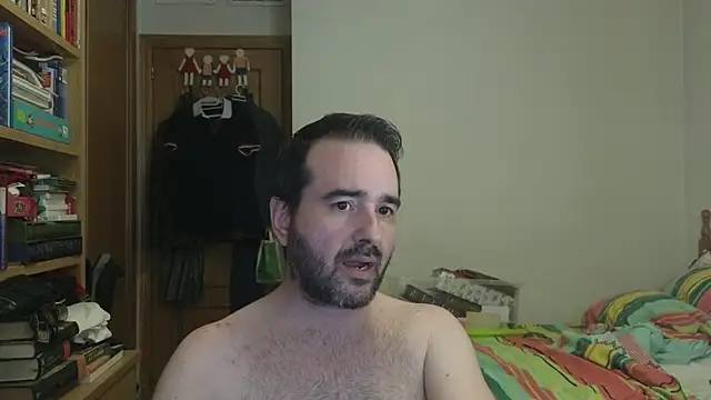 Snapshot of curiosillo83 chatting on 31, 5, 2026 curiosillo83 online show from 31, 5, 2026