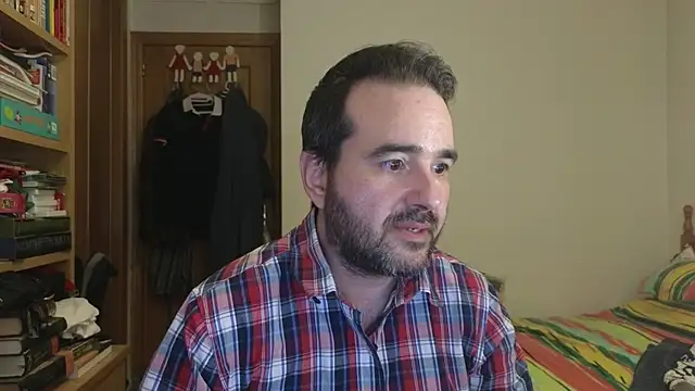 Snapshot of curiosillo83 chatting on 1, 6, 2026 curiosillo83 online show from 1, 6, 2026