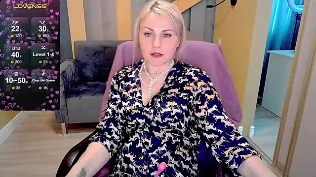 Candy Long online show from 27, 2, 2025