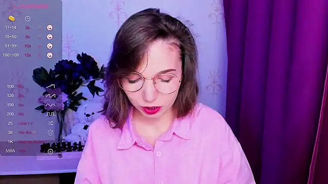 Snapshot of KindHazelHere_ chatting on 3, 2, 2026 KindHazelHere online show from 3, 2, 2026