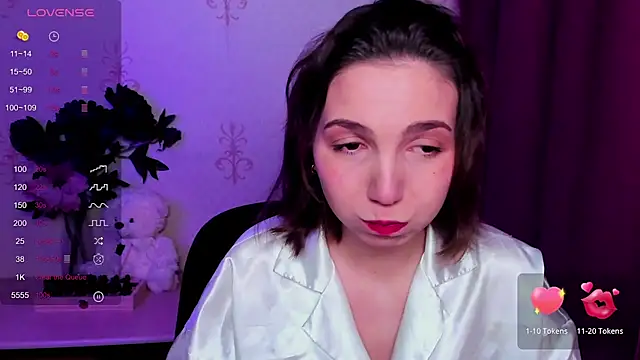 Snapshot of KindHazelHere_ chatting on 25, 2, 2026 KindHazelHere online show from 25, 2, 2026