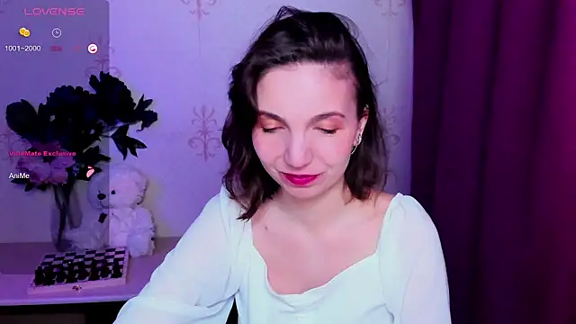 KindHazelHere  online show from 20, 3, 2026