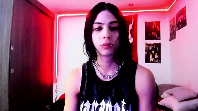 Snapshot of dussk_ chatting on 7, 12, 2024 dussk online show from 7, 12, 2024