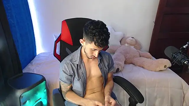 stevenSEX123 online show from 12, 12, 2024