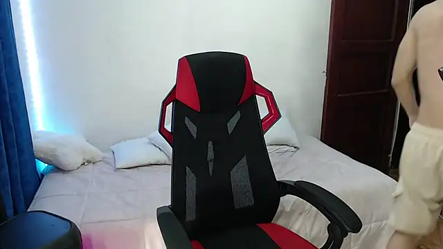 stevenSEX123 online show from 8, 2, 2025