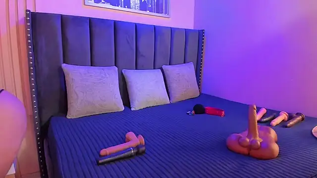 ashlye miller  online show from 17, 9, 2025