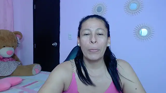 Snapshot of mature_martina chatting on 1, 2, 2025 mature martina online show from 1, 2, 2025