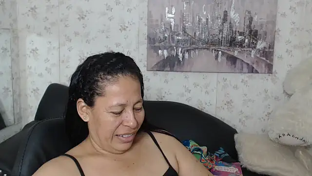 Snapshot of mature_martina chatting on 11, 6, 2026 mature martina online show from 11, 6, 2026