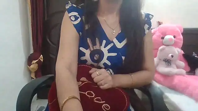 Snapshot of Sexy_iknoor chatting on 12, 5, 2026 Sexy iknoor online show from 12, 5, 2026