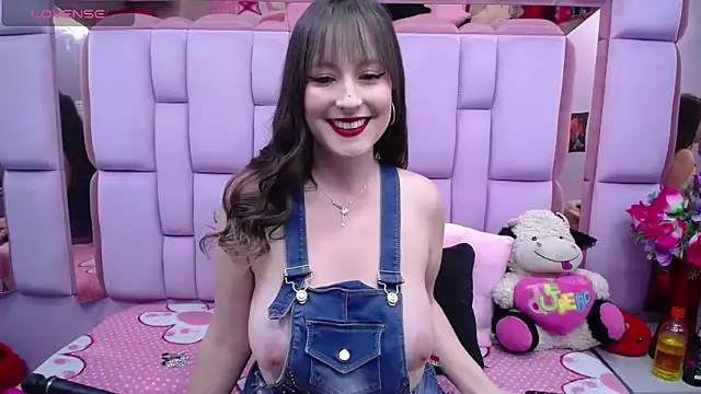 Snapshot of Belly_Rosse chatting on 9, 2, 2026 Belly Rosse online show from 9, 2, 2026