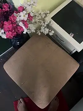 Snapshot of yourheroforfun chatting on 6, 10, 2025 yourheroforfun online show from 6, 10, 2025