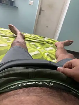 Snapshot of yourheroforfun chatting on 18, 5, 2026 yourheroforfun online show from 18, 5, 2026