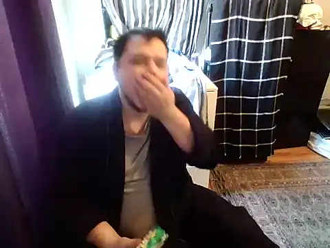 Snapshot of Bebemickey75 chatting on 15, 3, 2025 Bebemickey75 online show from 15, 3, 2025