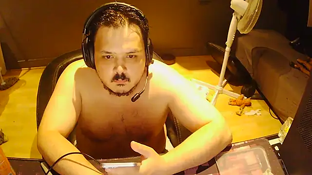 Snapshot of Bebemickey75 chatting on 29, 5, 2026 Bebemickey75 online show from 29, 5, 2026