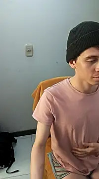 Snapshot of Norehg chatting on 18, 3, 2025 Norehg online show from 18, 3, 2025