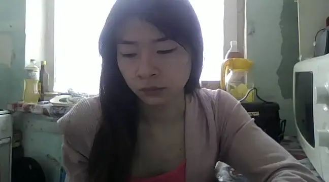 CarlyJoy online show from 28, 1, 2025