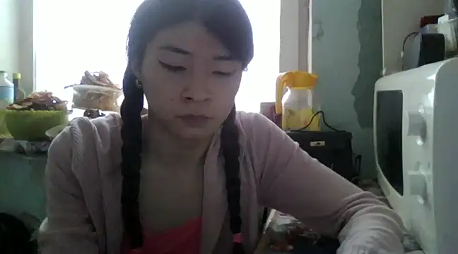 CarlyJoy online show from 30, 1, 2025