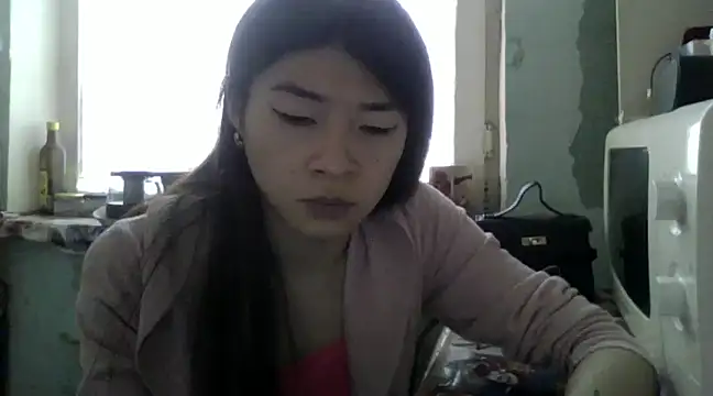 CarlyJoy online show from 2, 2, 2025
