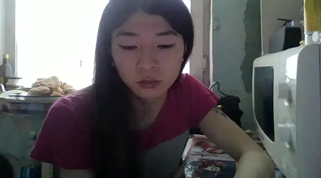 CarlyJoy online show from 12, 2, 2025
