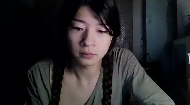 CarlyJoy online show from 27, 2, 2025