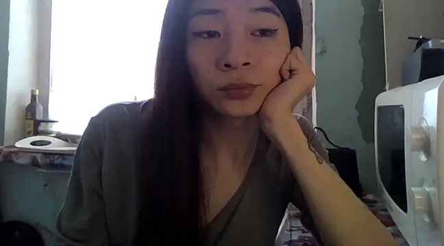 CarlyJoy online show from 1, 3, 2025