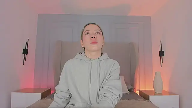 Snapshot of chloe_d chatting on 26, 2, 2026 chloe d online show from 26, 2, 2026