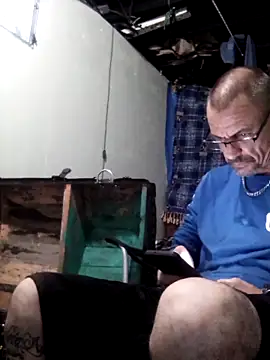 deepstroker42071 online show from 5, 10, 2025