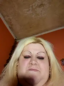 Snapshot of ducicsajsziii chatting on 7, 3, 2025 ducicsajsziii online show from 7, 3, 2025