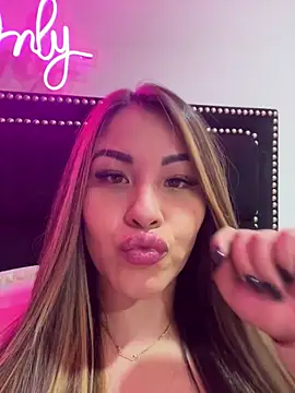 sexyyykloee online show from 9, 4, 2026