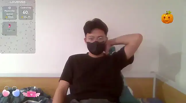 Gwencloudy online show from 3, 1, 2025