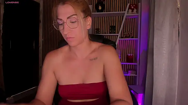 Snapshot of sofiah_ chatting on 4, 5, 2026 sofiah online show from 4, 5, 2026