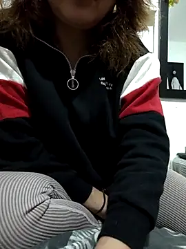 sweetcolibri online show from 17, 2, 2025