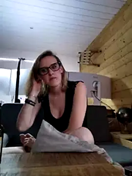 Madame Callie online show from 19, 7, 2026