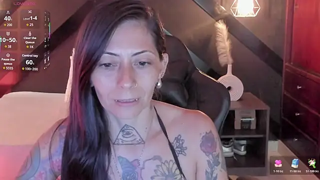 Snapshot of dark_gotica chatting on 12, 5, 2026 dark gotica online show from 12, 5, 2026
