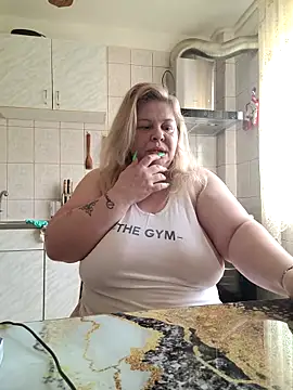 AriannaMilf online show from 22, 5, 2026