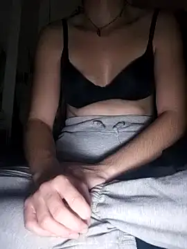 Snapshot of bruna_safadinhaa chatting on 12, 1, 2025 bruna safadinhaa online show from 12, 1, 2025