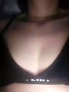 Snapshot of bruna_safadinhaa chatting on 25, 1, 2025 bruna safadinhaa online show from 25, 1, 2025