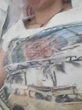 Snapshot of bruna_safadinhaa chatting on 25, 2, 2025 bruna safadinhaa online show from 25, 2, 2025