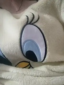 Snapshot of bruna_safadinhaa chatting on 2, 3, 2025 bruna safadinhaa online show from 2, 3, 2025