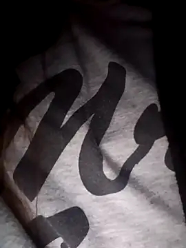 Snapshot of bruna_safadinhaa chatting on 2, 11, 2025 bruna safadinhaa online show from 2, 11, 2025