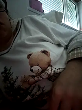 Snapshot of bruna_safadinhaa chatting on 1, 3, 2026 bruna safadinhaa online show from 1, 3, 2026