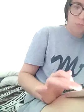 Snapshot of bruna_safadinhaa chatting on 4, 6, 2026 bruna safadinhaa online show from 4, 6, 2026