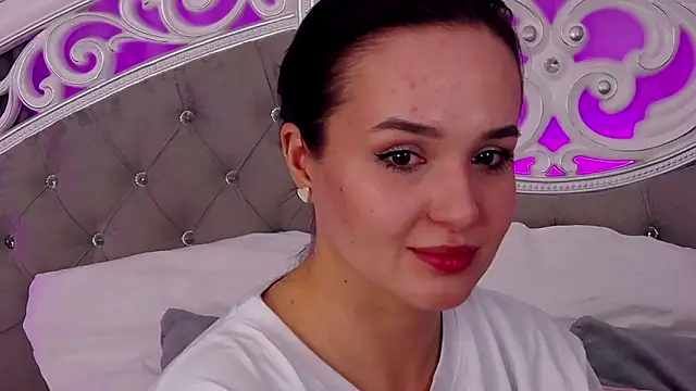 Snapshot of MeIisaLove chatting on 7, 3, 2026 MeIisaLove online show from 7, 3, 2026