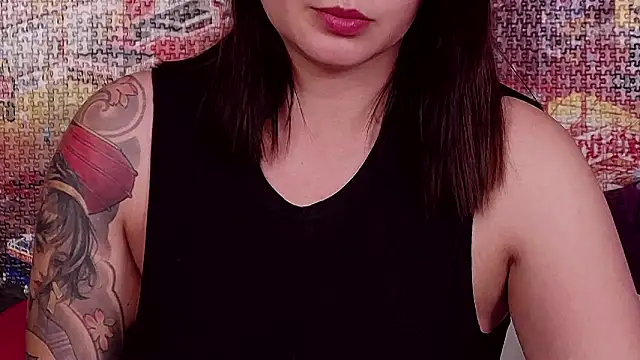 Snapshot of MeIisaLove chatting on 31, 5, 2026 MeIisaLove online show from 31, 5, 2026