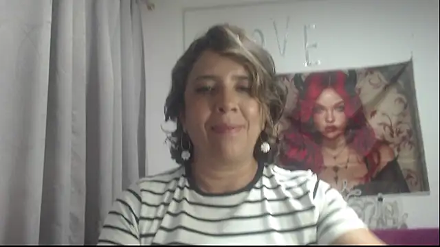 Snapshot of Victoria_meester chatting on 23, 11, 2025 Victoria meester online show from 23, 11, 2025