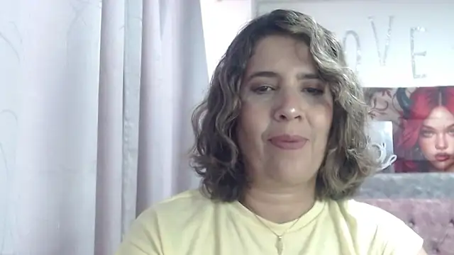 Snapshot of Victoria_meester chatting on 1, 4, 2026 Victoria meester online show from 1, 4, 2026