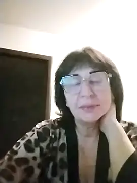 AlbinaXPretty online show from 1, 12, 2025