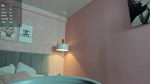 dolly zoe online show from 14, 11, 2025